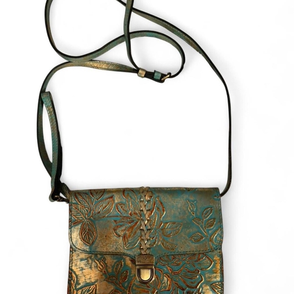 Patricia Nash Handbags - Patricia Nash Teal and Gold Floral Embossed Leather Crossbody